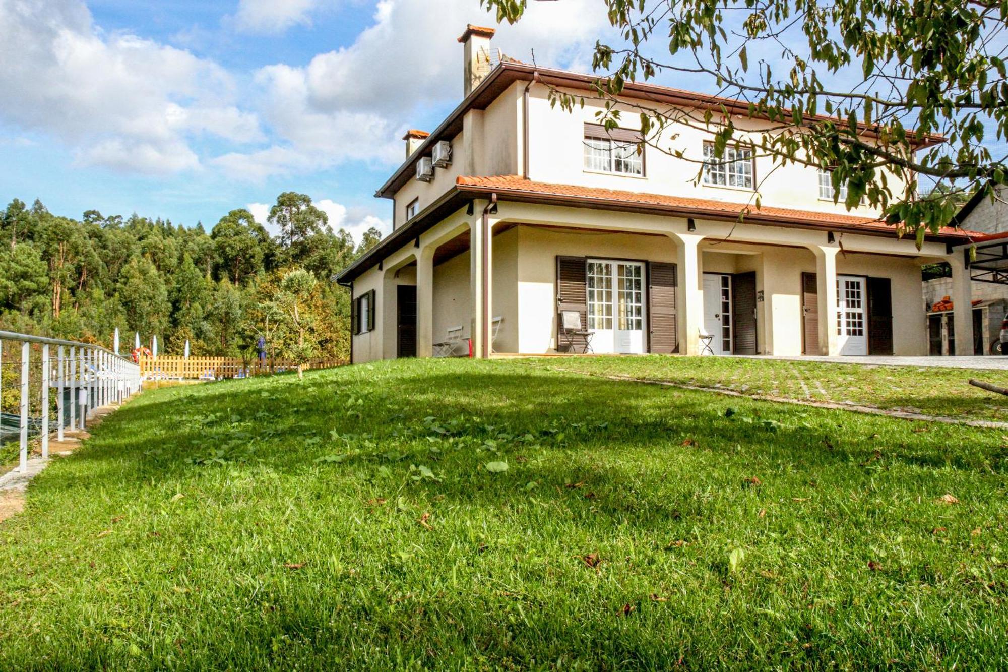 Martins House Quartos Arouca Esterno foto