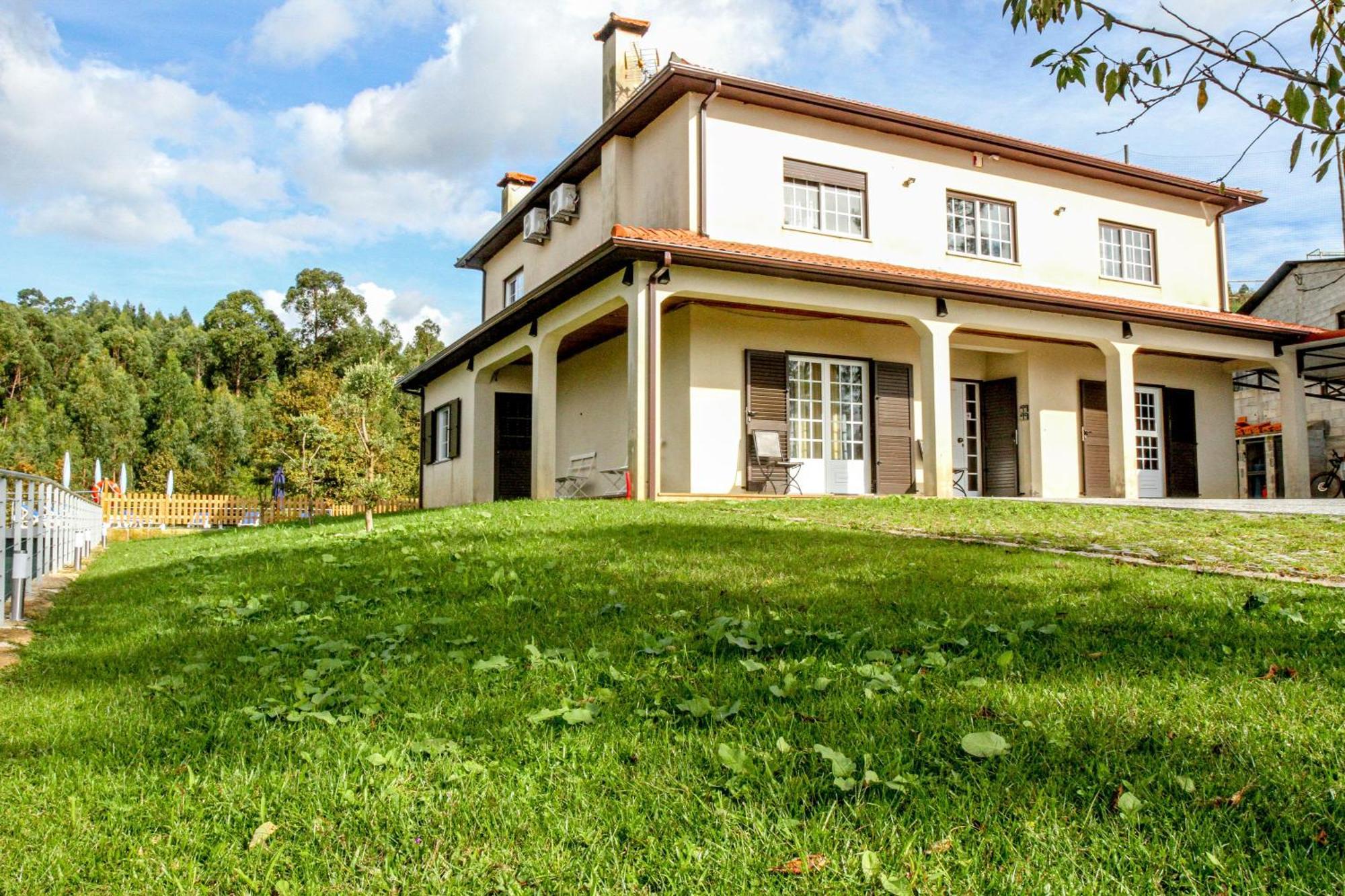 Martins House Quartos Arouca Esterno foto