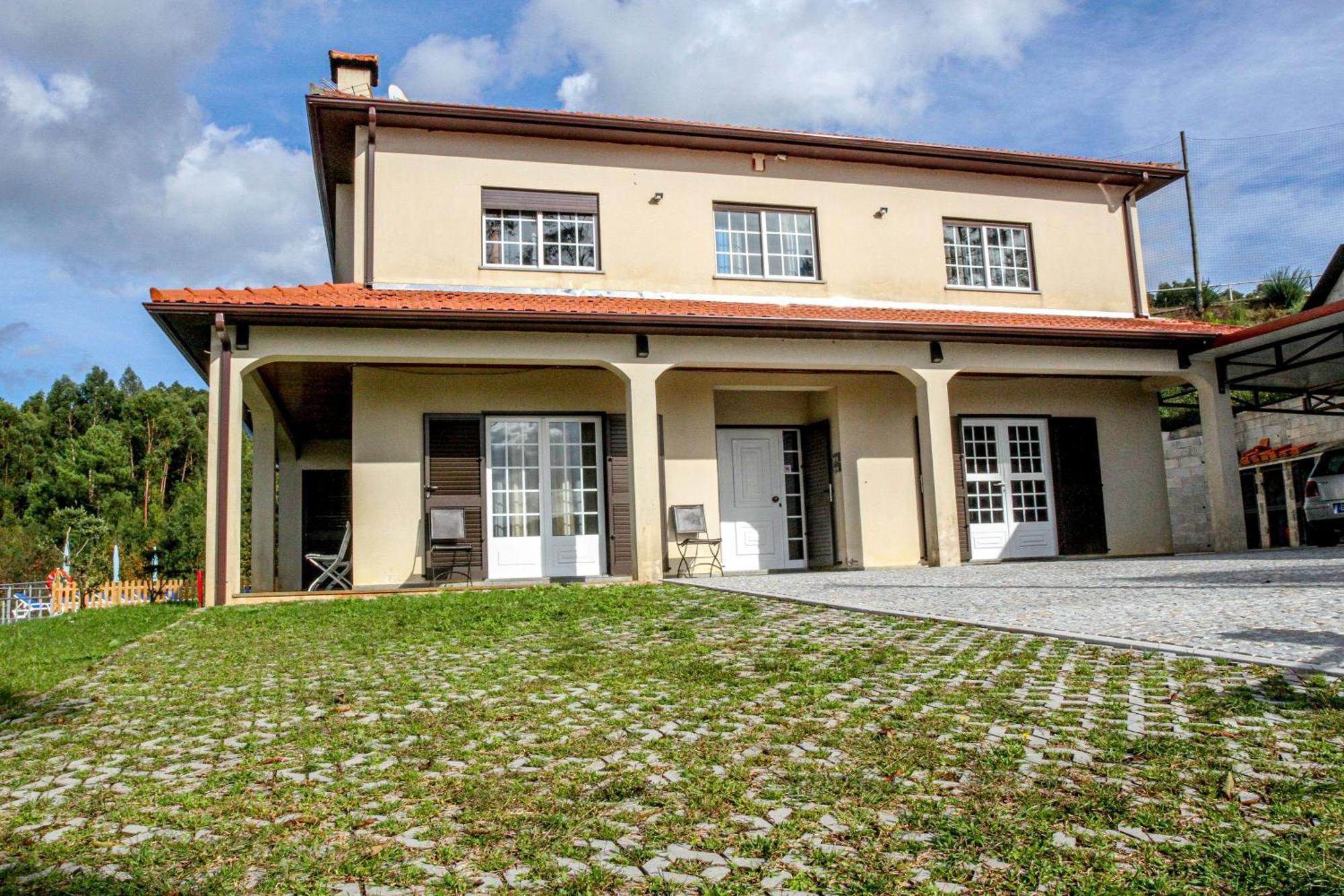 Martins House Quartos Arouca Esterno foto